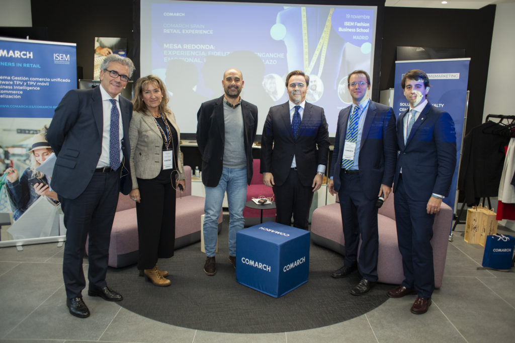 Foto grupal evento Comarch Retail Experience 2019
